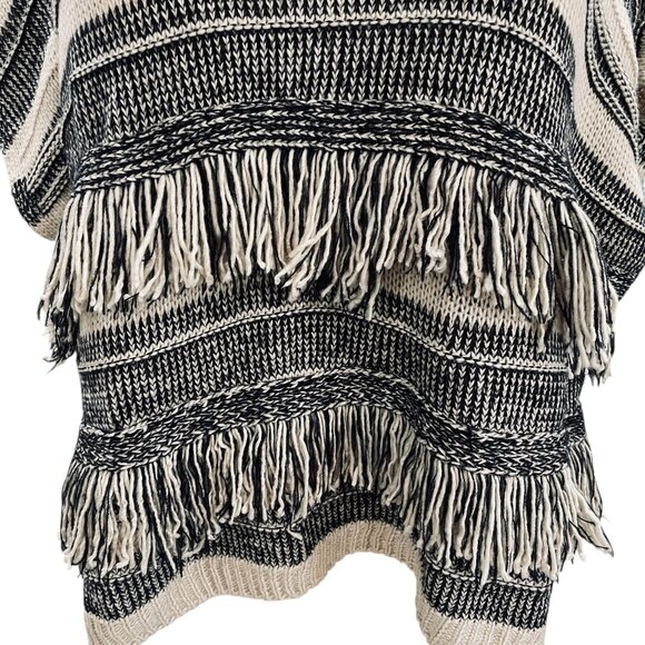 Linda Anderson Black Ivory Striped Knit Fringe Poncho Sweater One Size Cozy - Picture 8 of 9